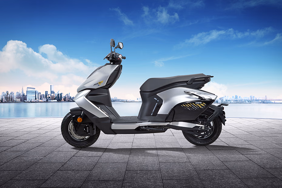 zeeho-ae8-splus-left-side-view-full-image-517470